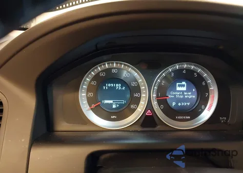 2013 Volvo Xc60 T6 from USA, damaged, VIN YV4902DZ2D2443852